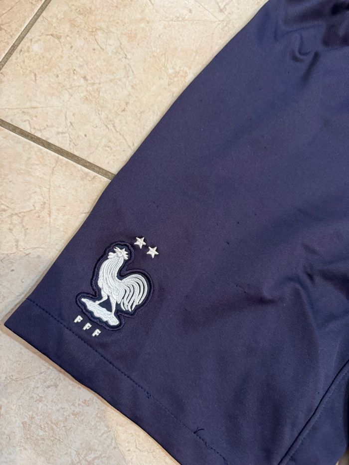 Short de France - photo numéro 2