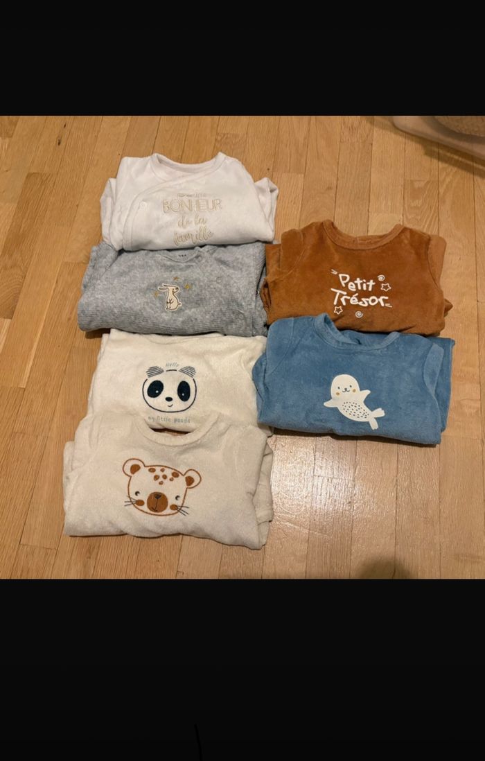 Lot pyjamas