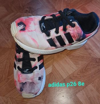 Basket legere adidas p26