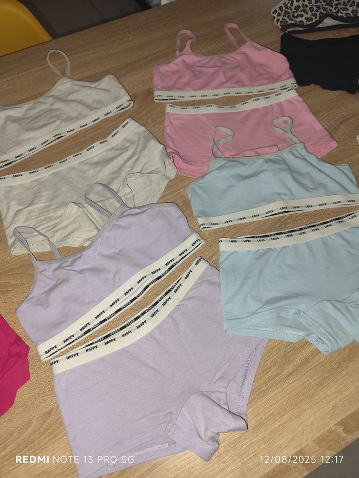 Lot de 8 ensembles de sous vêtements 12 ans - photo numéro 4