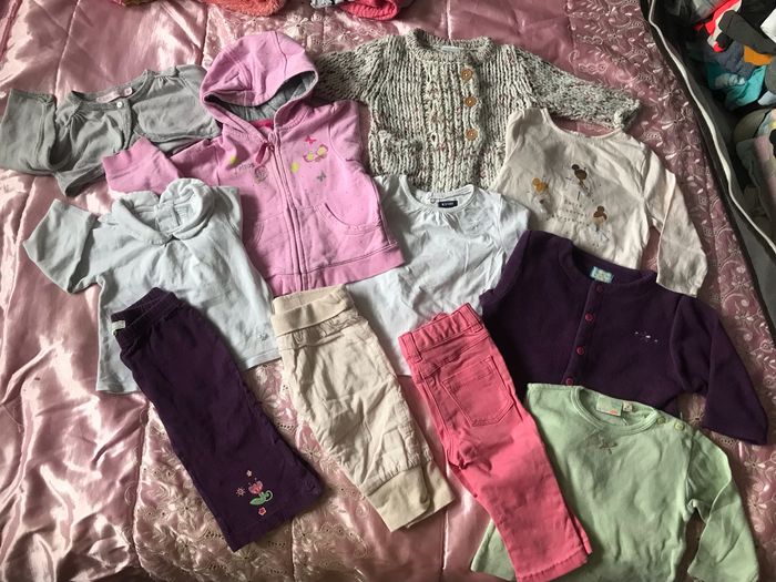 Lot 11 articles 6 mois