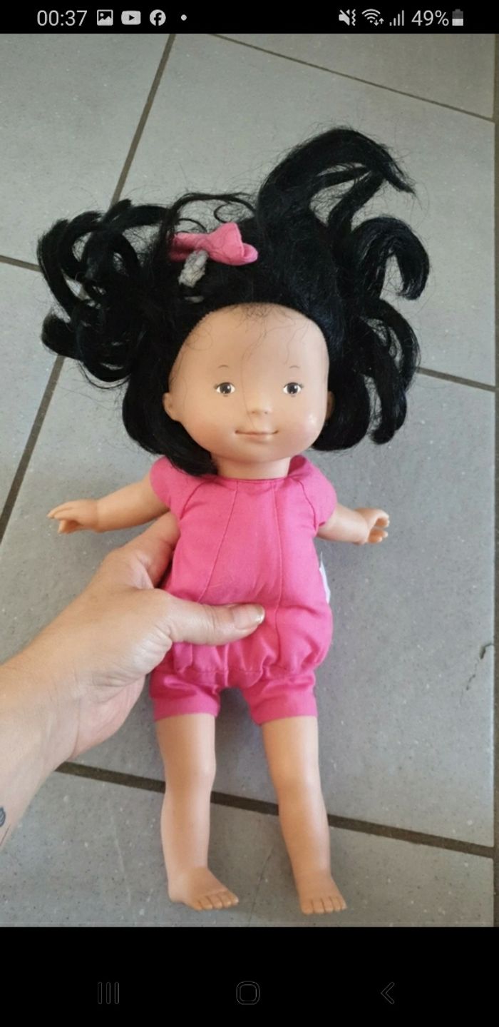 Poupée asiatique corolle - photo numéro 2