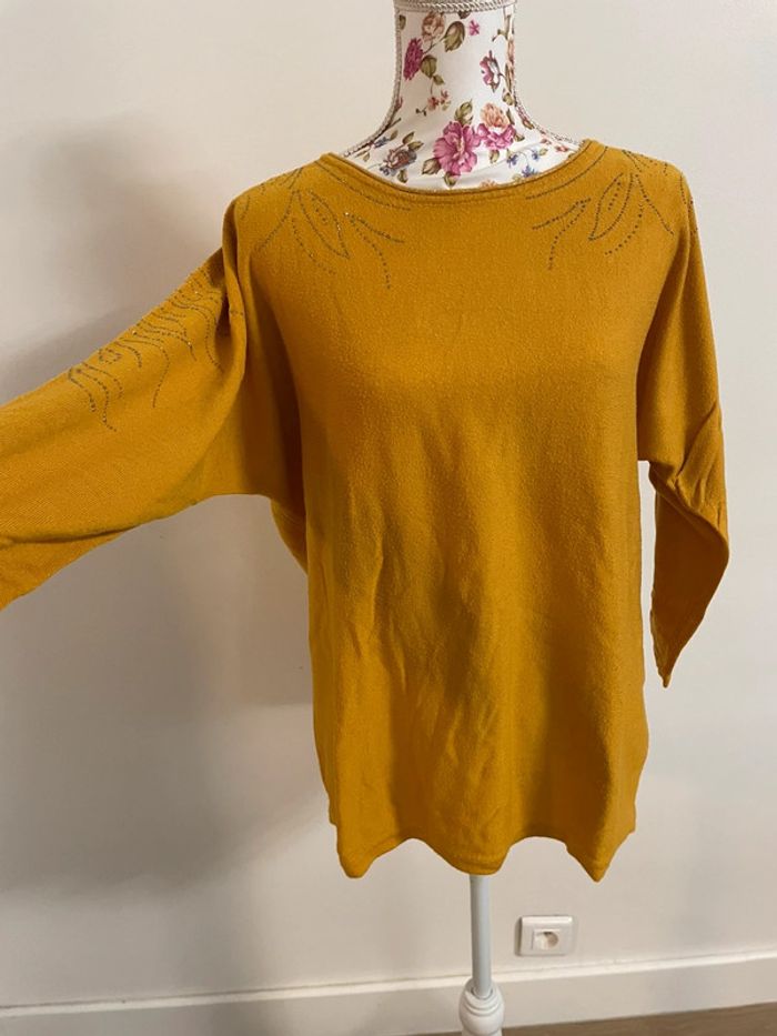 Pull Armand Thiery avec strass - photo numéro 2