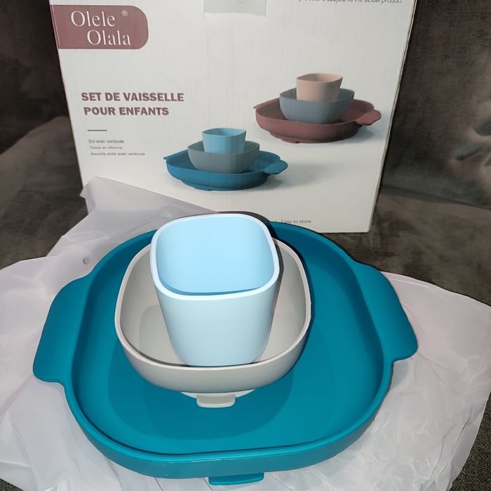 Coffret vaisselle enfants a venteuse