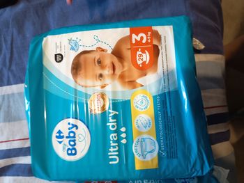 Lot de paquets de couches