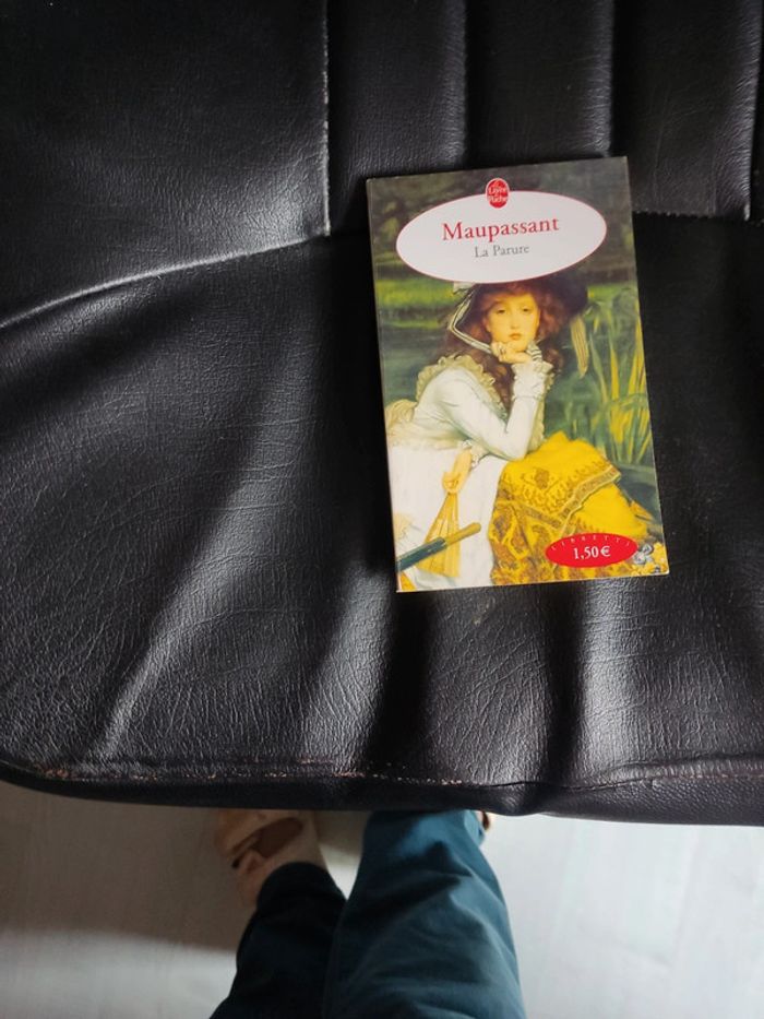 Livre la parure Maupassant