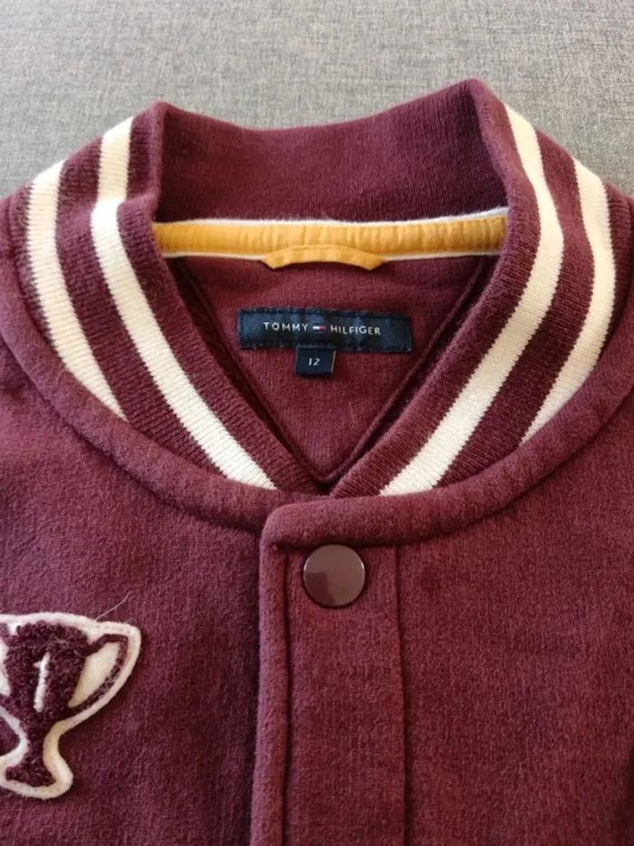 C53 veste violet Tommy Hilfiger 12 ans - photo numéro 4