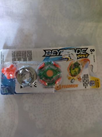Beyblade Toupie Single Top Yegdrion
