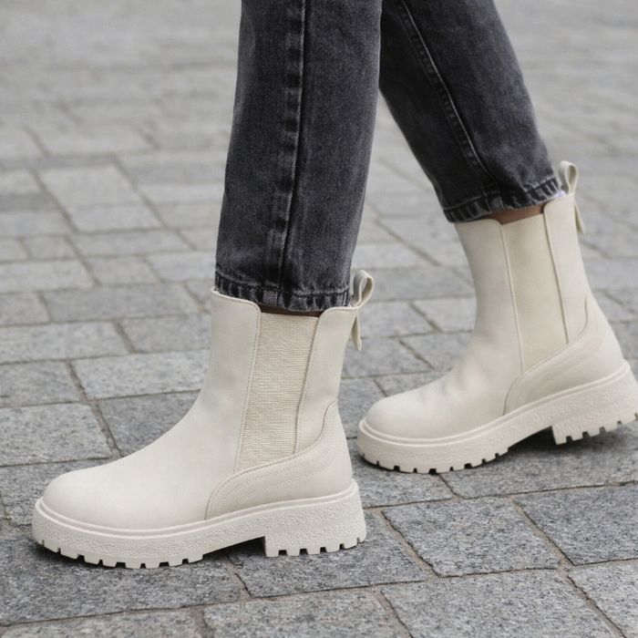 Magnifique bottines beige en 41 neuves - photo numéro 2