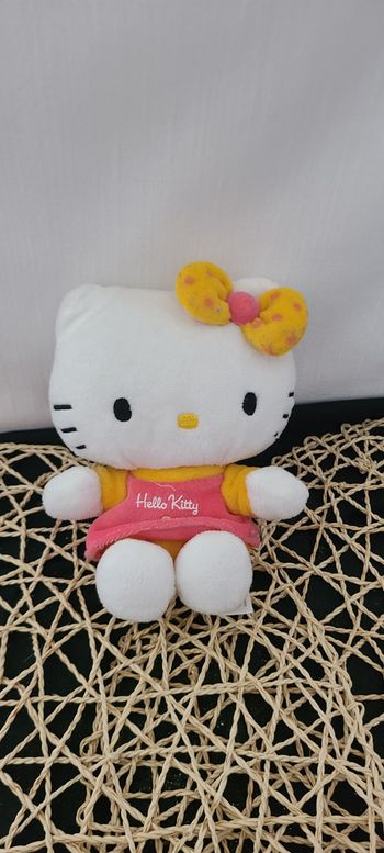 Peluche Hello Kitty