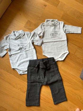 Lot ensemble bodys et pantalon bébé garçon