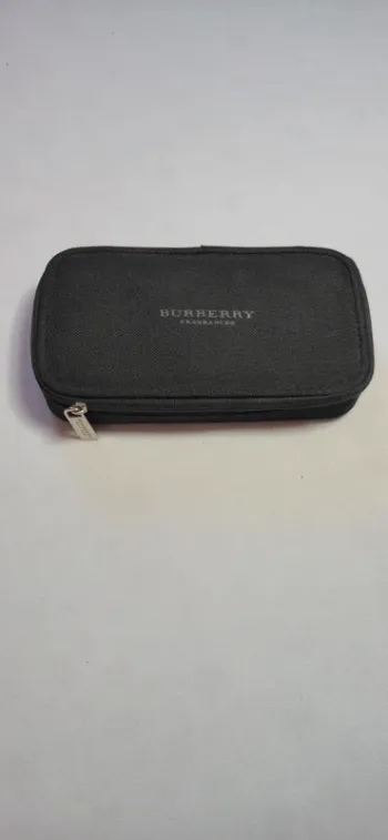 Pochette étui Burberry fragrance