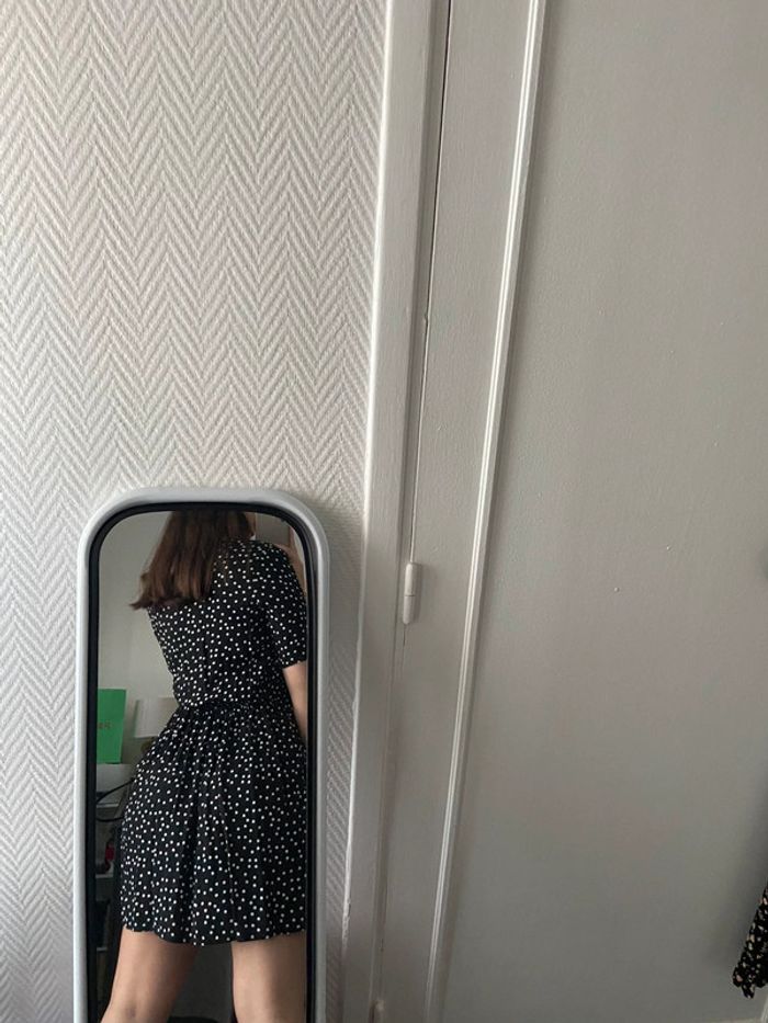 Robe Kiabi noire à pois blancs - photo numéro 3