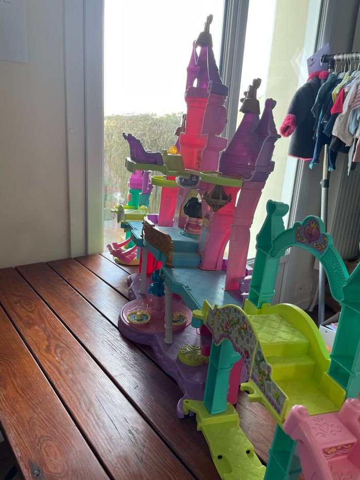 Chateau de princesses VTech - photo numéro 3