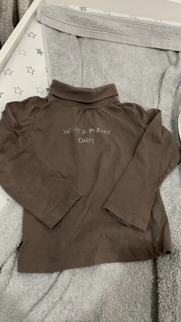 Sous pull marron