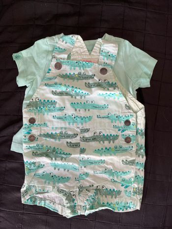 Ensemble tee shirt et salopette courte DPAM 3 mois