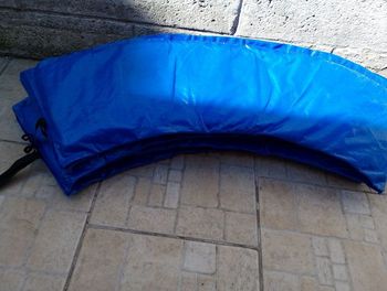 Contour de trampoline neuf 1,83m