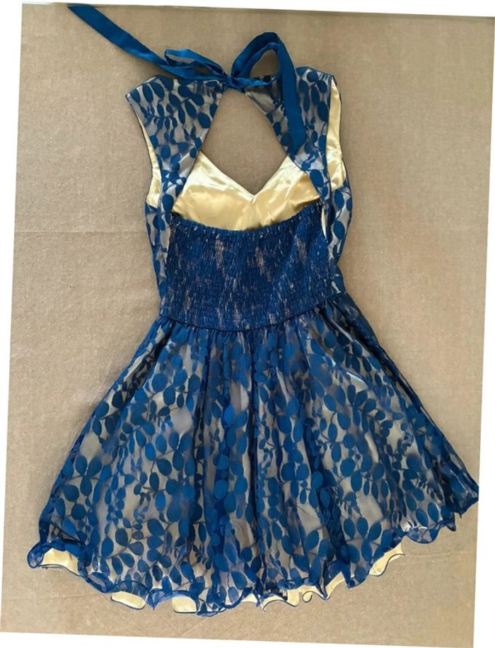Robe de cocktail Chi Chi London bleu roi Taille 38 - photo numéro 9