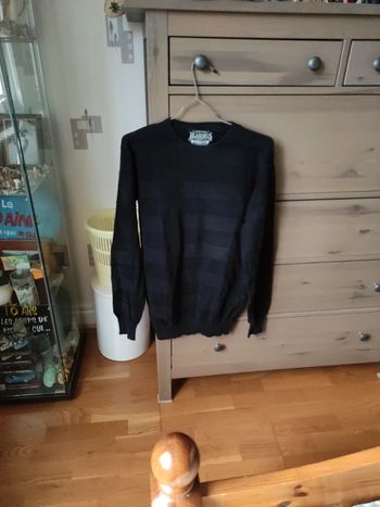 Joli pull homme H.Landers taille M