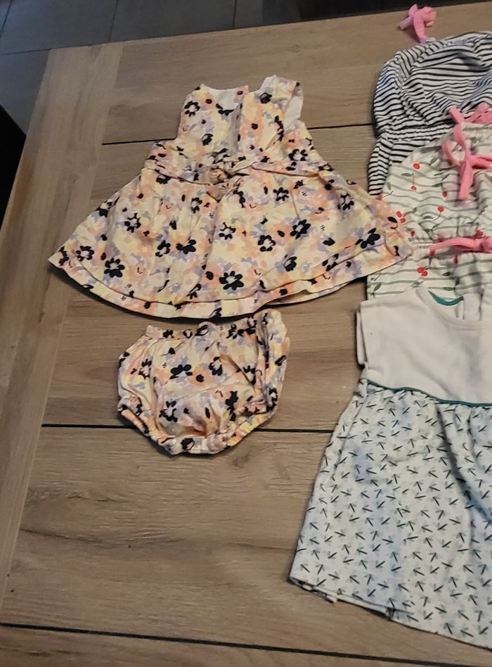 Lot 6 mois fille été - photo numéro 5