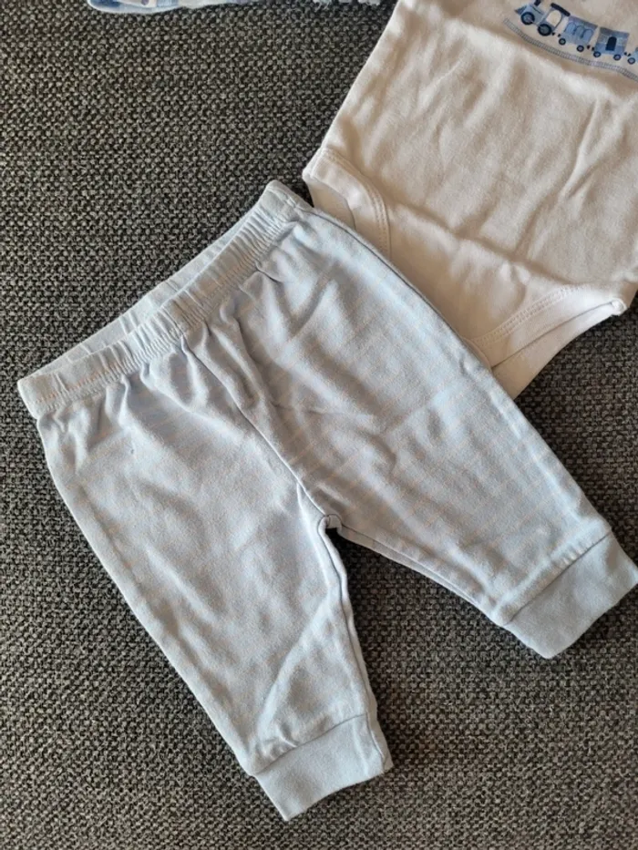 Ensemble garçon 3 mois - 3 pièces - photo numéro 4