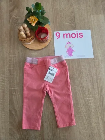 Jegging 9m neuf avec étiquette