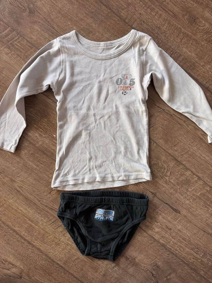 Lot 4 ans vêtements - photo numéro 4