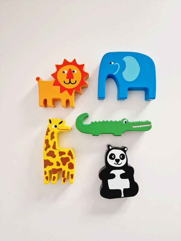 Lot 5 figurines d'animaux en bois