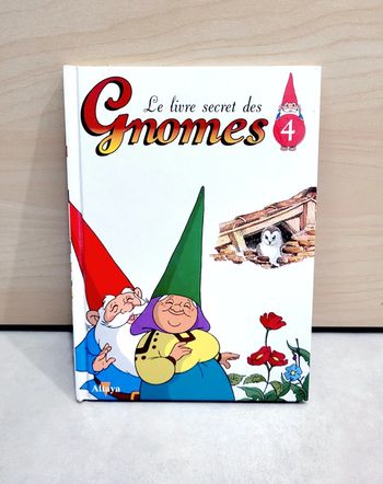 📚 Livre : Le livre secret des Gnomes 4