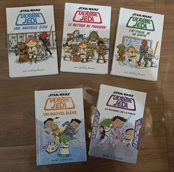 Lot de 5 BD Star Wars l'académie Jedi