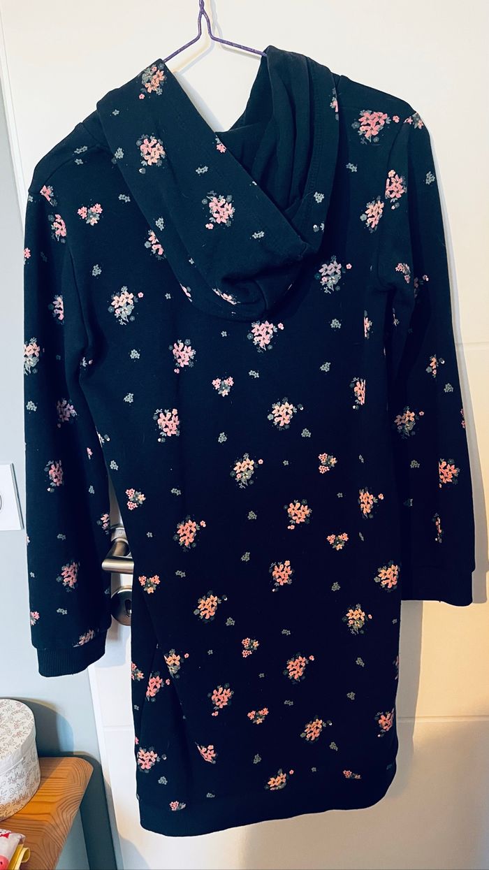 Robe sweat à capuche fleurie - photo numéro 2
