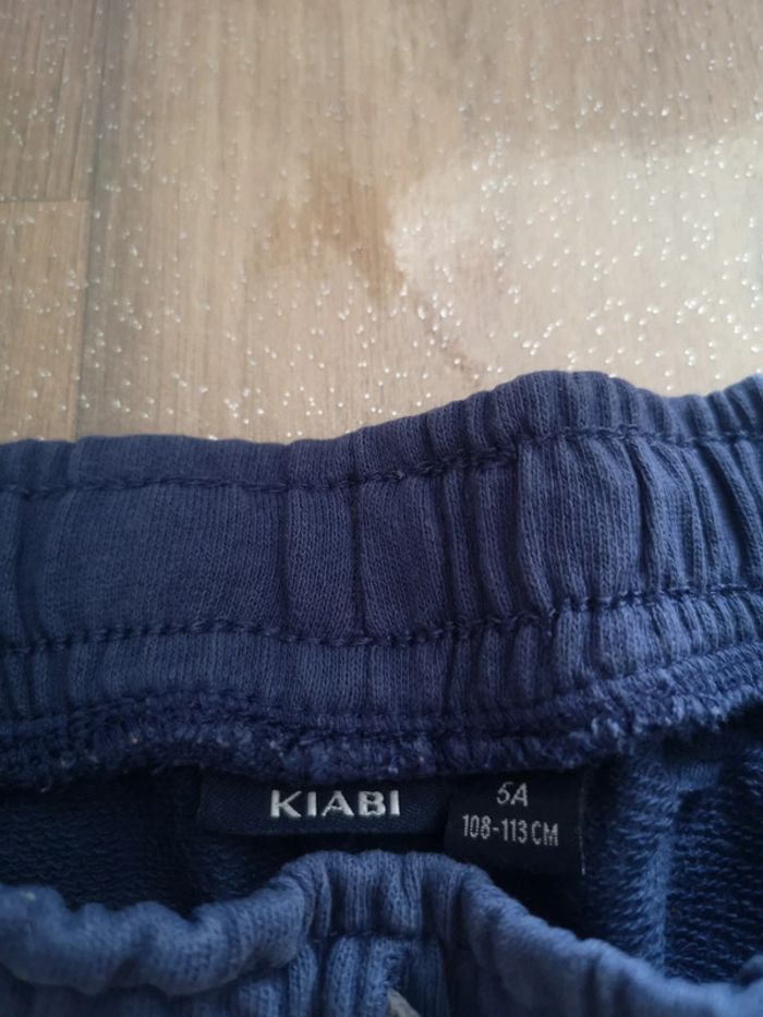 Short - 5 ans - photo numéro 2