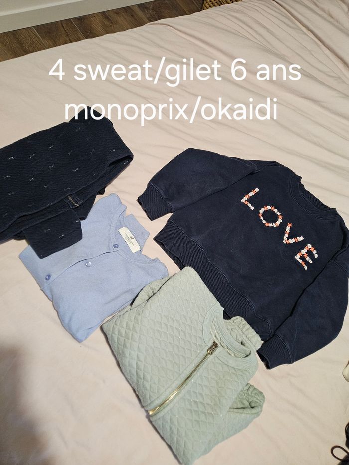 Lot de vêtements/accessoires - photo numéro 3