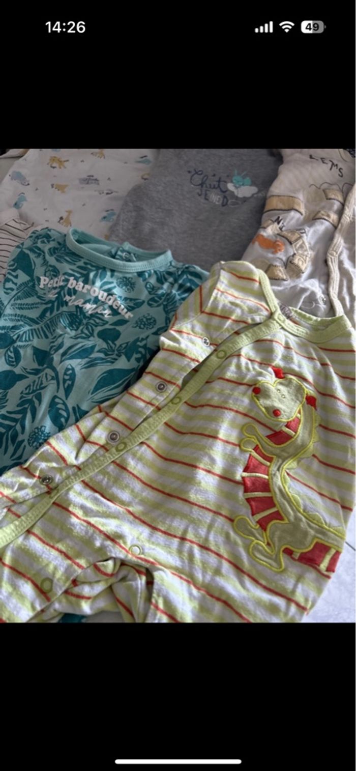 Lot pyjamas 3 mois - photo numéro 3