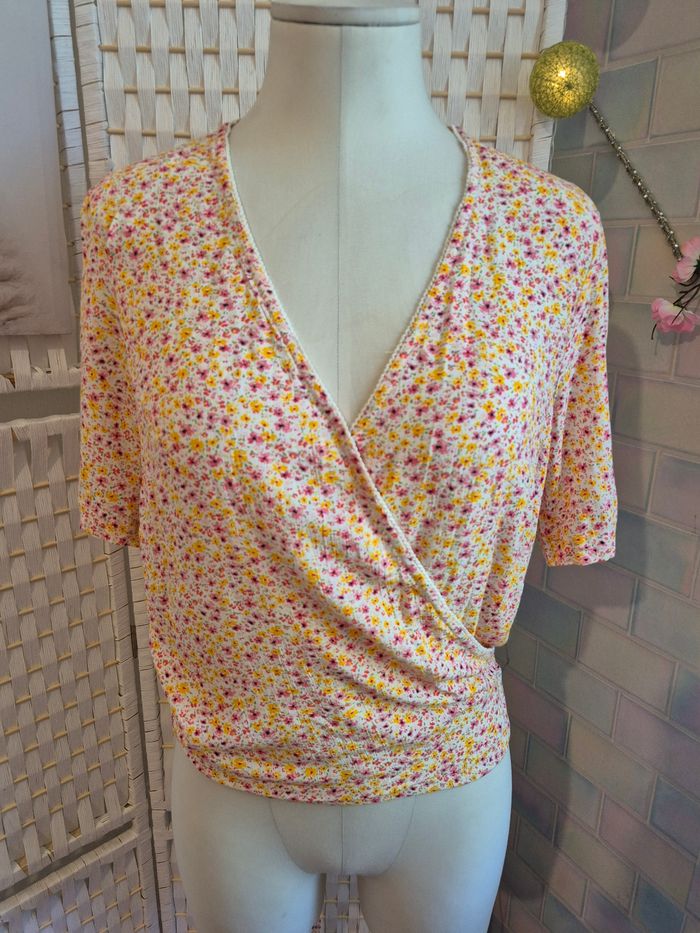 💕Jolie blouse cache-cœur/ Top portefeuille fleuri Etam femme TXL / 42 - Neuf💕 - photo numéro 3