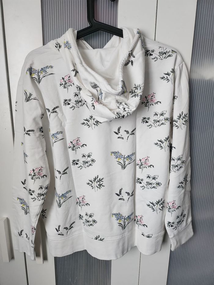 Pull a capuche femme taille 42 - photo numéro 7