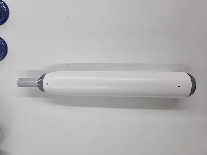 Brosse à dent électrique connectée Oral B IO serie 7 avec chargeur de voyage + 5 brossettes neuves - photo numéro 6