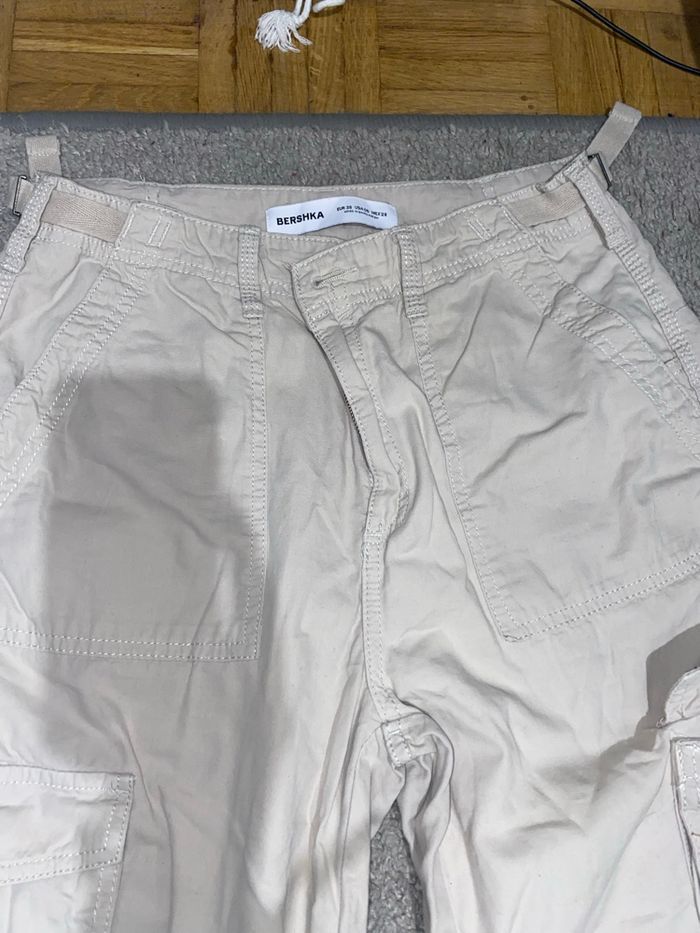 Pantalon cargo crème - photo numéro 3