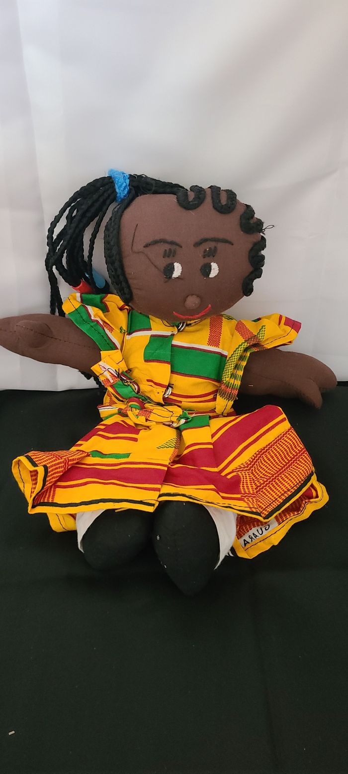 Poupée de Chiffon Noire en Tissu Wax Africain - photo numéro 4