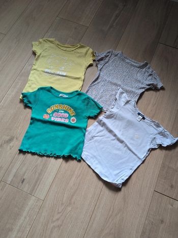 Lot 4 tee-shirt 4 ans