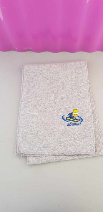 Echarpe douce et chaude Bart Simpson