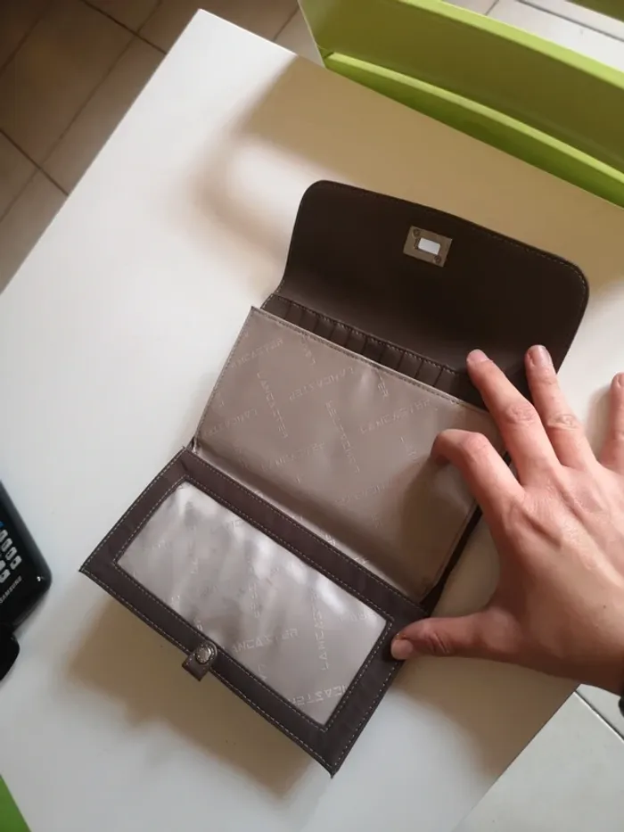 Pochette / Porte-monnaie Lancaster - photo numéro 6