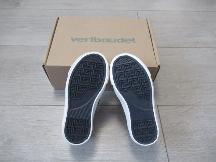 Chaussures baskets en toile bleu marine Taille 24 Vertbaudet - photo numéro 4