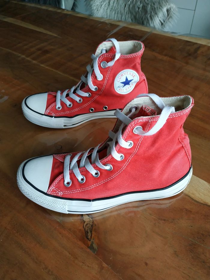 Baskets montantes rouges Converse t. 37 - photo numéro 3