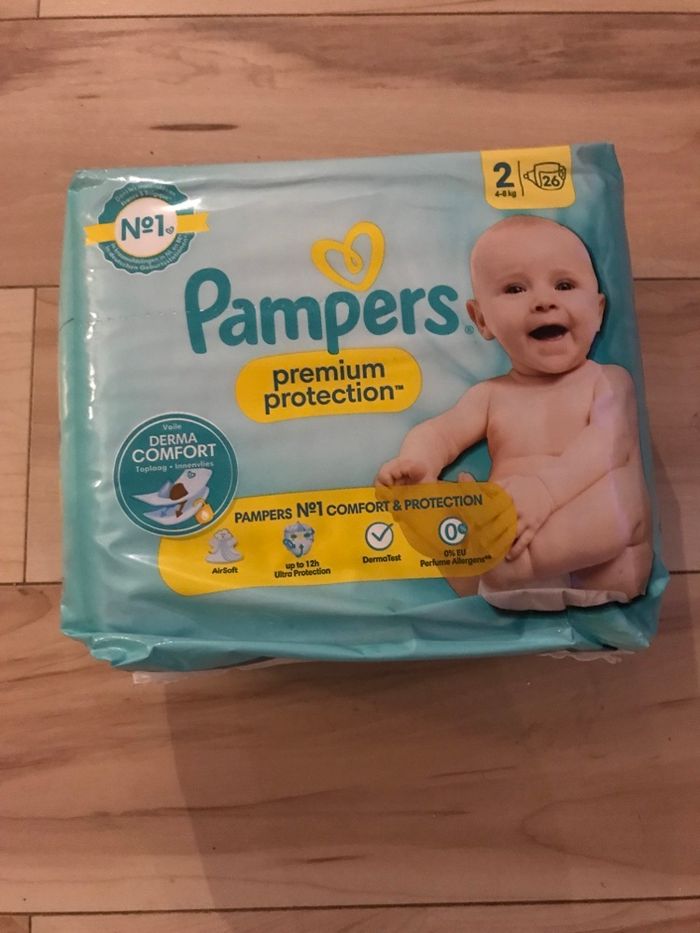 Couches Pampers
