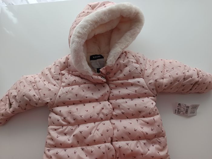 Combinaison pilote bébé fille KIABI 9 mois – Rose à fleurs – Doublure polaire chaude – Hiver - photo numéro 2