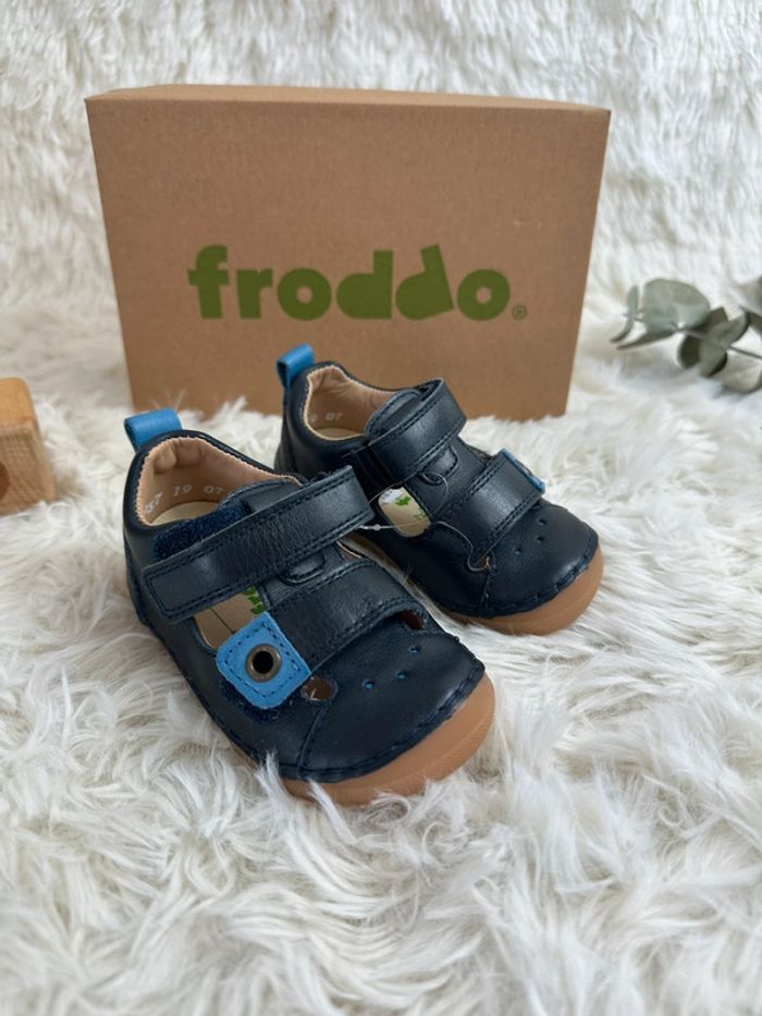Paire de sandales bleu Froddo taille 19 - photo numéro 2