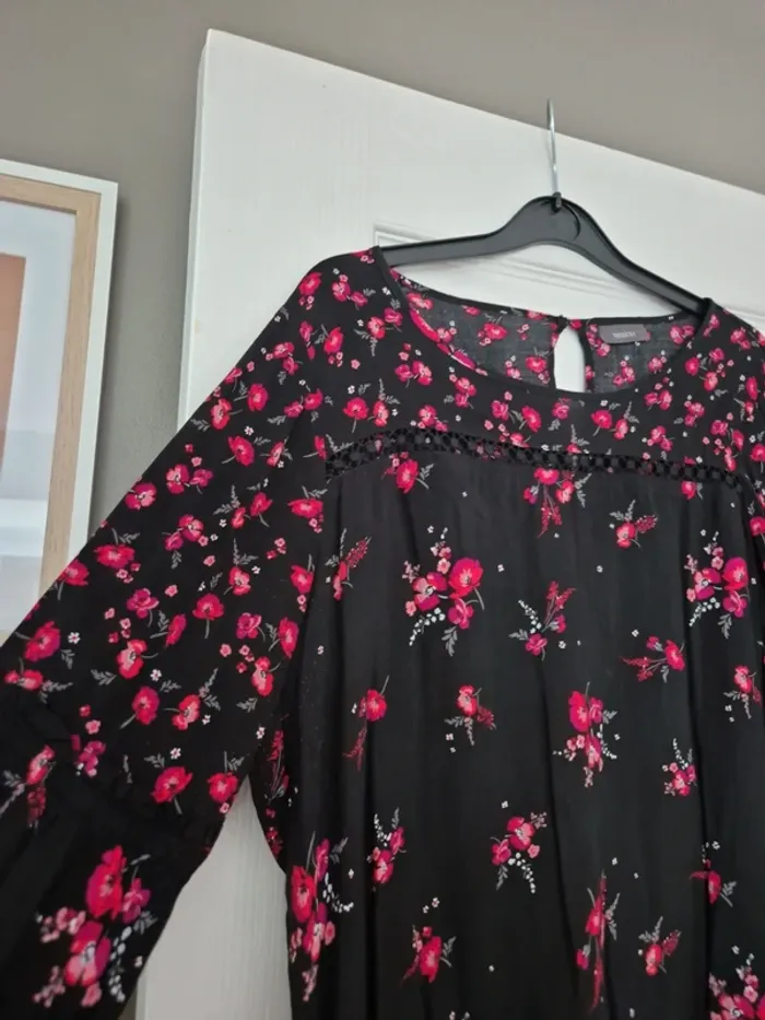 blouse manches longues c&a fleuris - photo numéro 4