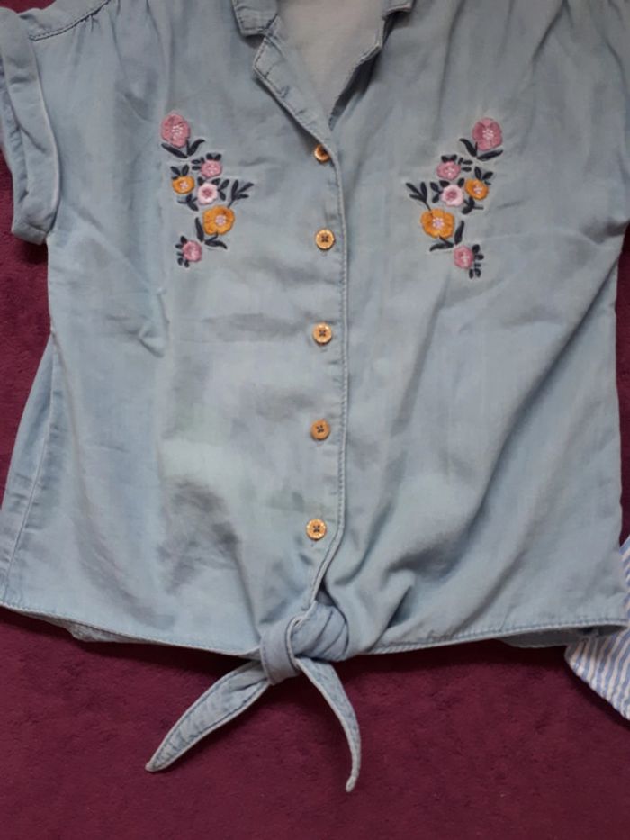 Lot 2 chemisiers fantaisie 8 ans - photo numéro 3