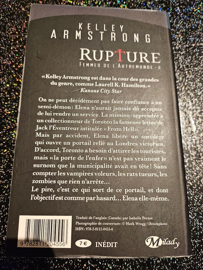 Livre de poche kelley Armstrong - photo numéro 3